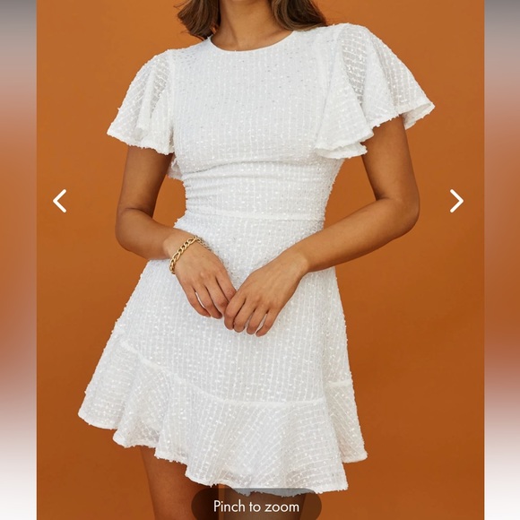 Selfie Leslie Dresses & Skirts - Selfie Leslie GRADUATION DRESS